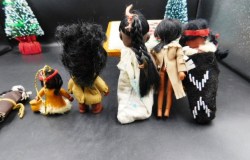 lot 32 6 native dolls back view